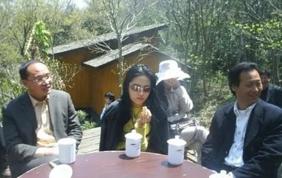 洛丽塔情结_洛丽塔爱情_洛丽塔情结产生的原因
